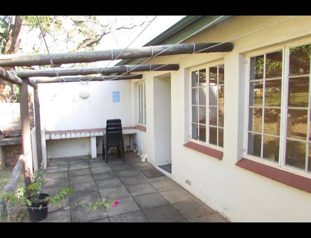 1 BEDROOM HOUSE FOR SALE IN WHITE RIVER EXT 16
